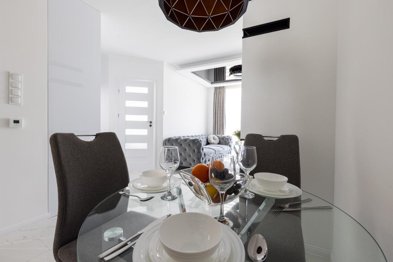 Apartament Z Basenem I Kominkiem ,,Baltic Sun” Sztutowo Dış mekan fotoğraf